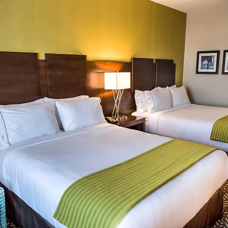 Holiday Inn Express & Suites Spruce Grove - Stony Plain By Ihg Dış mekan fotoğraf