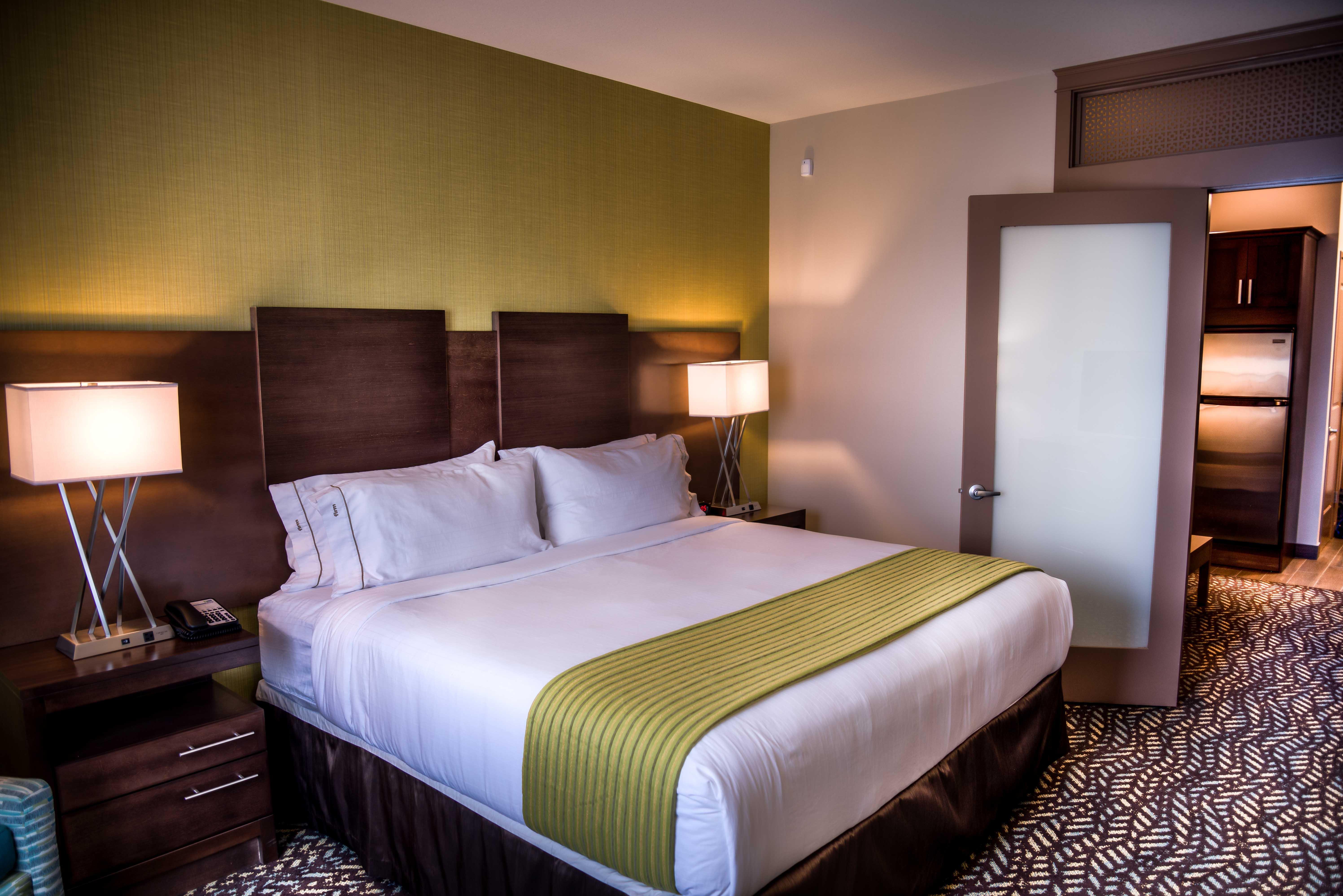 Holiday Inn Express & Suites Spruce Grove - Stony Plain By Ihg Dış mekan fotoğraf