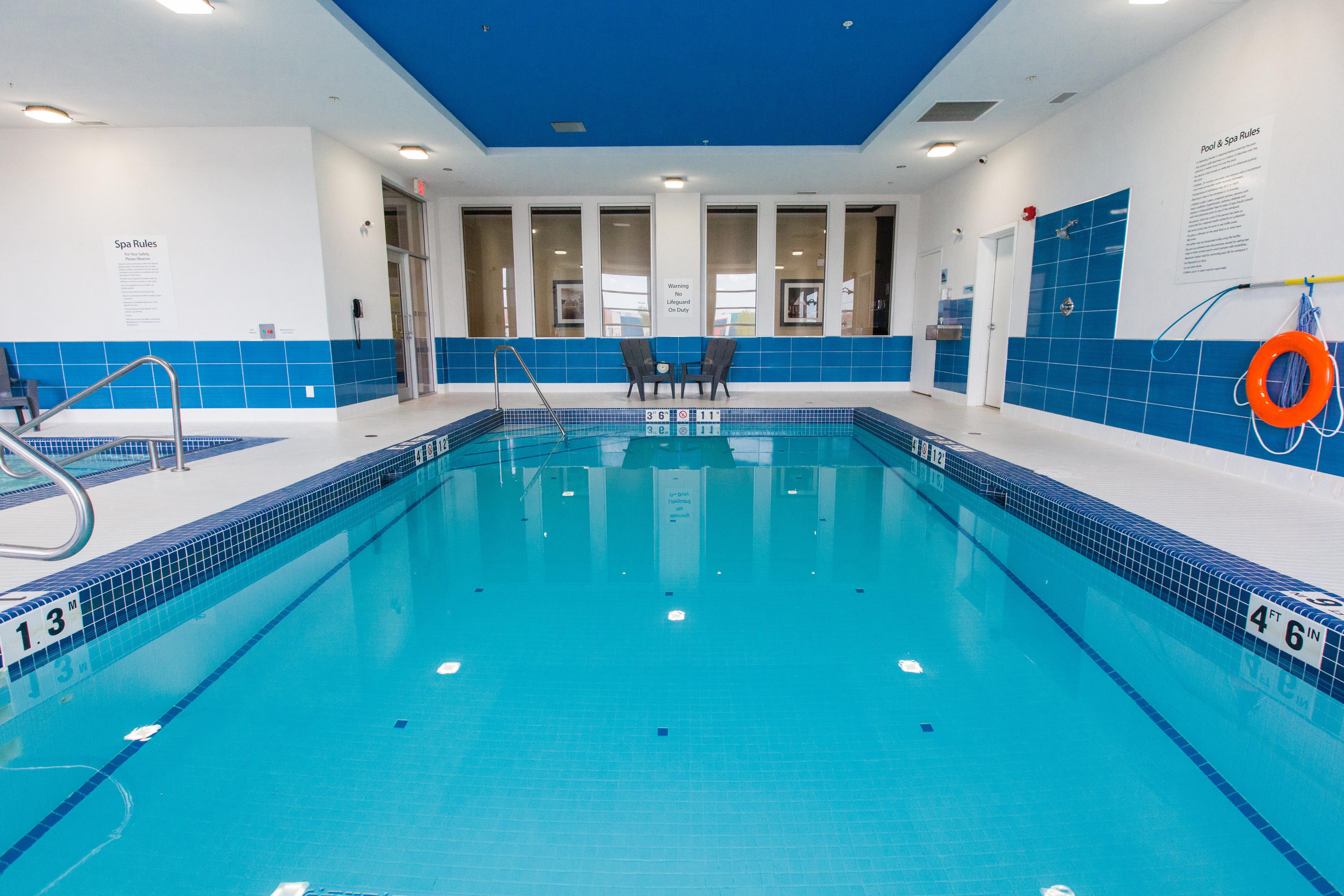 Holiday Inn Express & Suites Spruce Grove - Stony Plain By Ihg Dış mekan fotoğraf